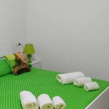 Locazione Turistica Casa Luna 2 Feriehus *